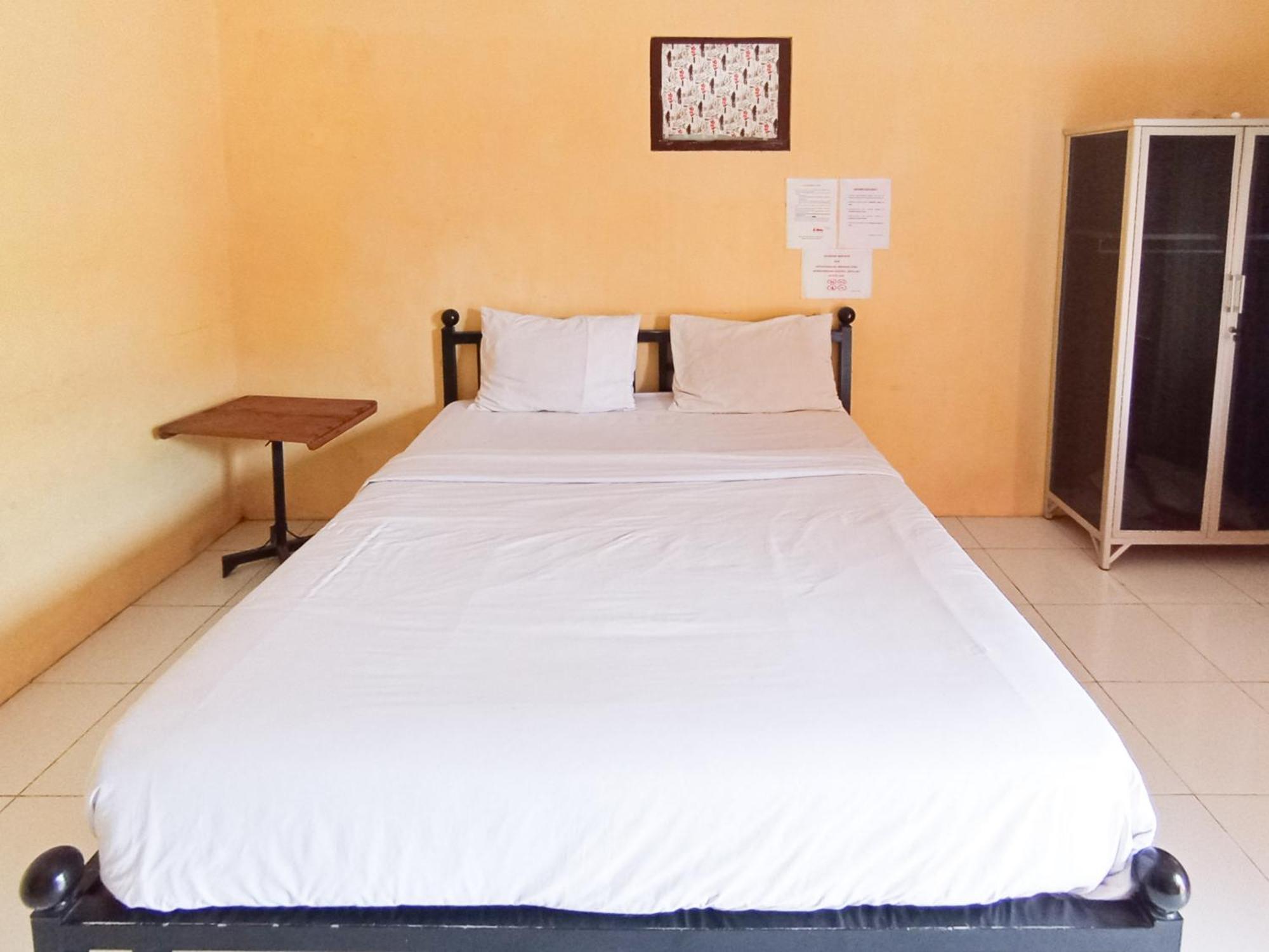 Reddoorz At El Shaday Homestay Banyuwangi Banyuwangi  Buitenkant foto