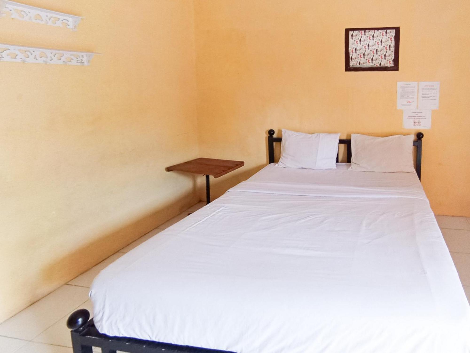 Reddoorz At El Shaday Homestay Banyuwangi Banyuwangi  Buitenkant foto