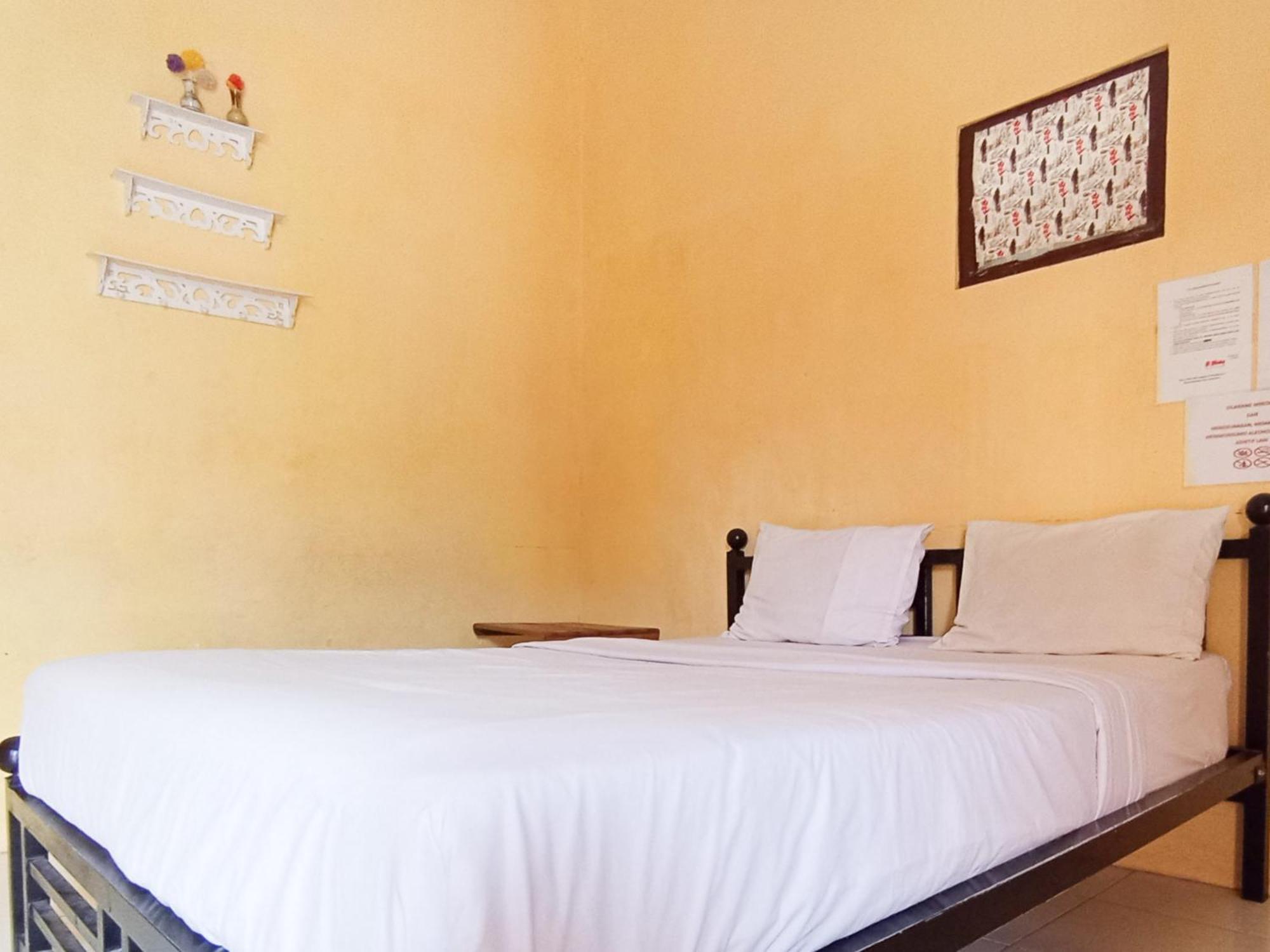 Reddoorz At El Shaday Homestay Banyuwangi Banyuwangi  Buitenkant foto