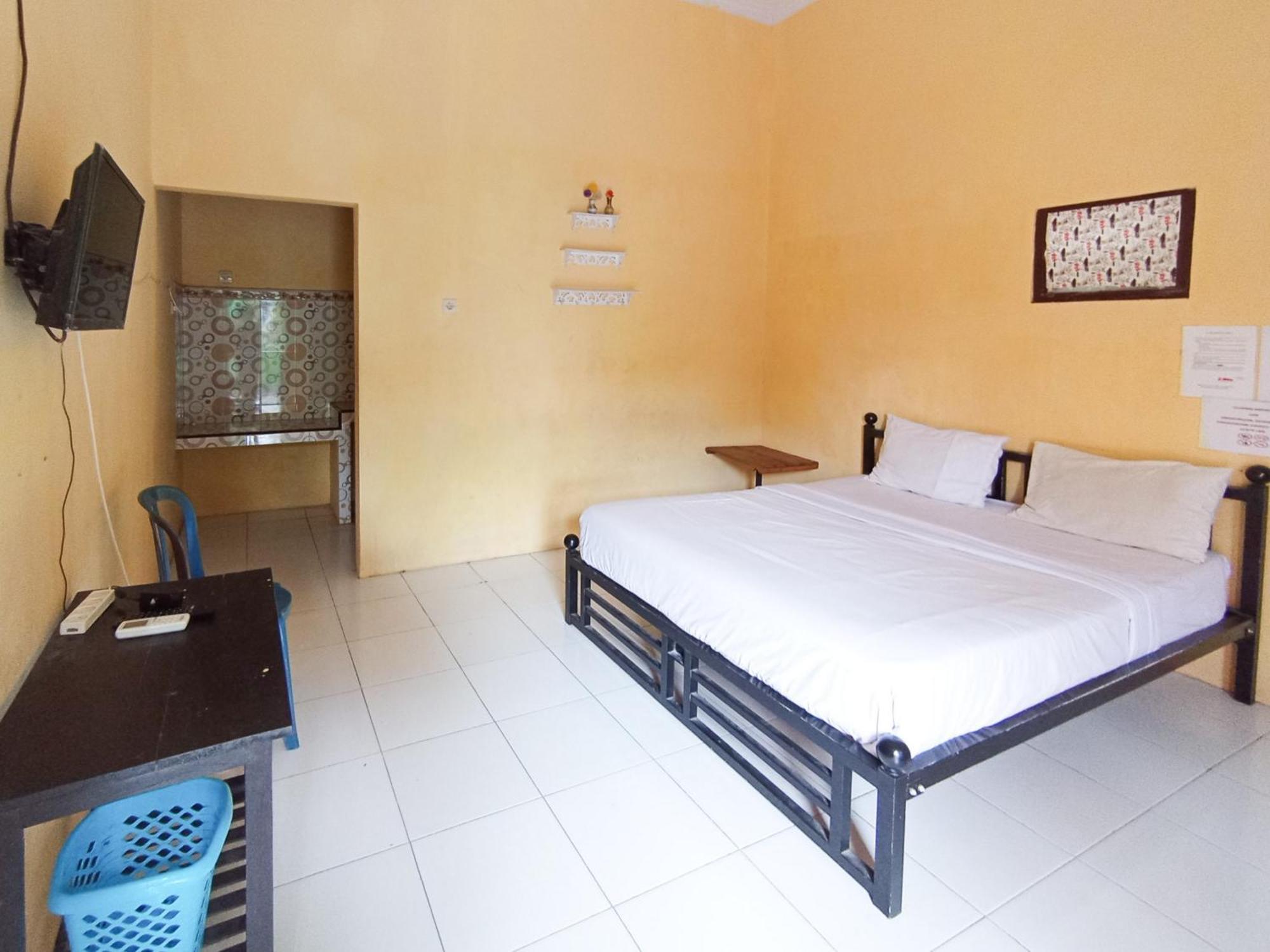 Reddoorz At El Shaday Homestay Banyuwangi Banyuwangi  Buitenkant foto