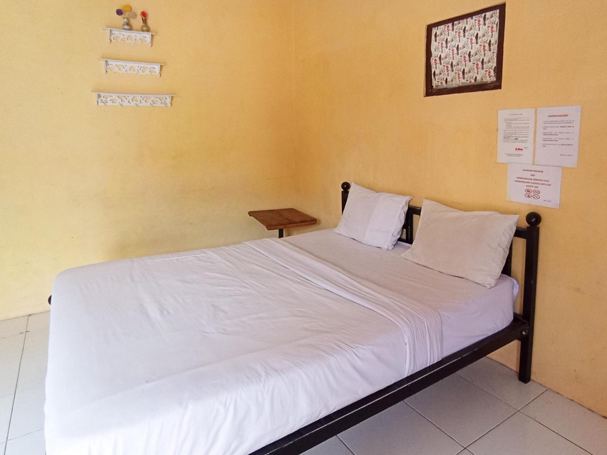 Reddoorz At El Shaday Homestay Banyuwangi Banyuwangi  Buitenkant foto