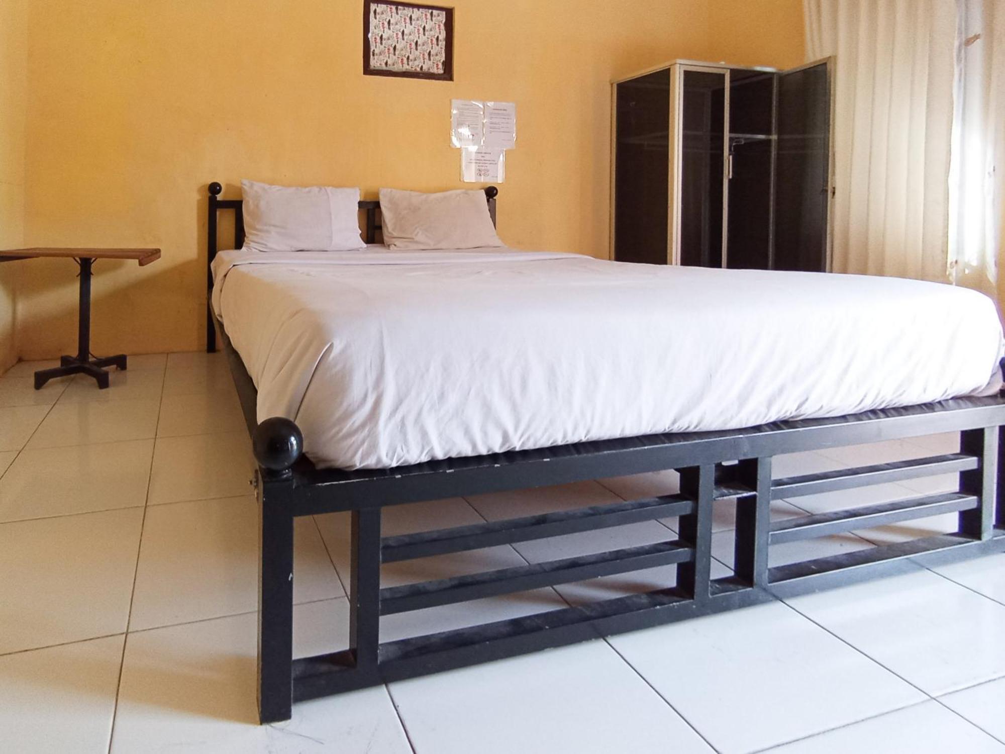 Reddoorz At El Shaday Homestay Banyuwangi Banyuwangi  Buitenkant foto